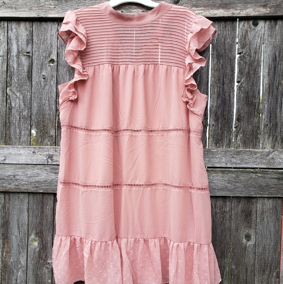 Who What Wear Dresses & Skirts - Brand new!! NWT Who What Wear designer pink flutter sleeve ruffle dress size 1X